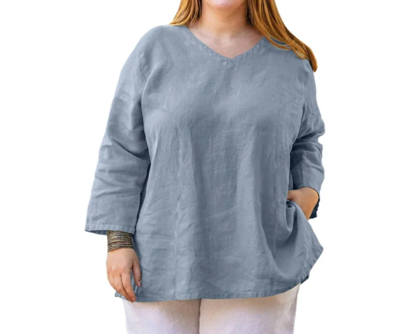 Linen 3/4 Sleeve V-Neck Top - Plus In Cerulean Blue