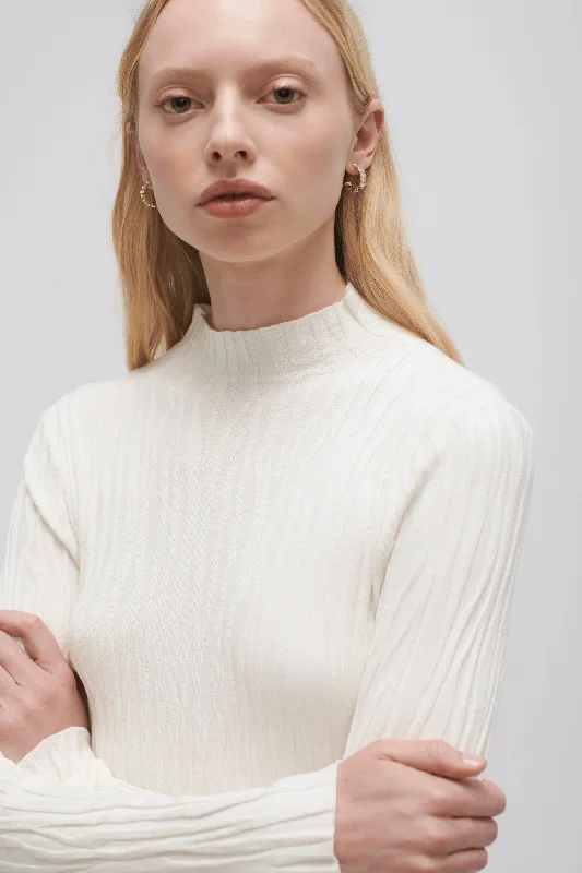 Evie Textured Knit Top