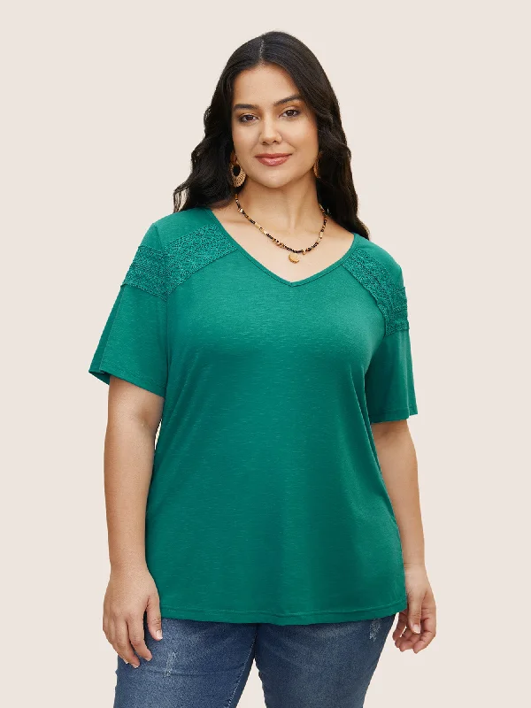 Plain V Neck Lace Panel T-shirt