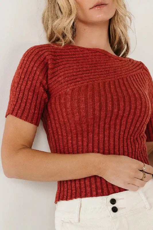 Toni Sweater Top in Brick